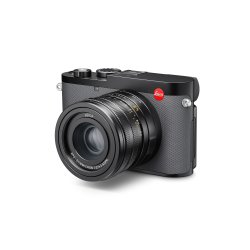 Leica Q3 43 - Sort