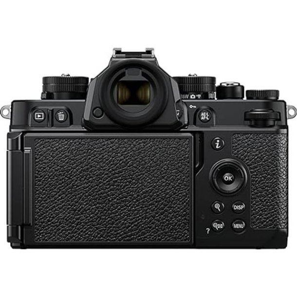 Nikon Z f m/Z 24-70mm F/4 S